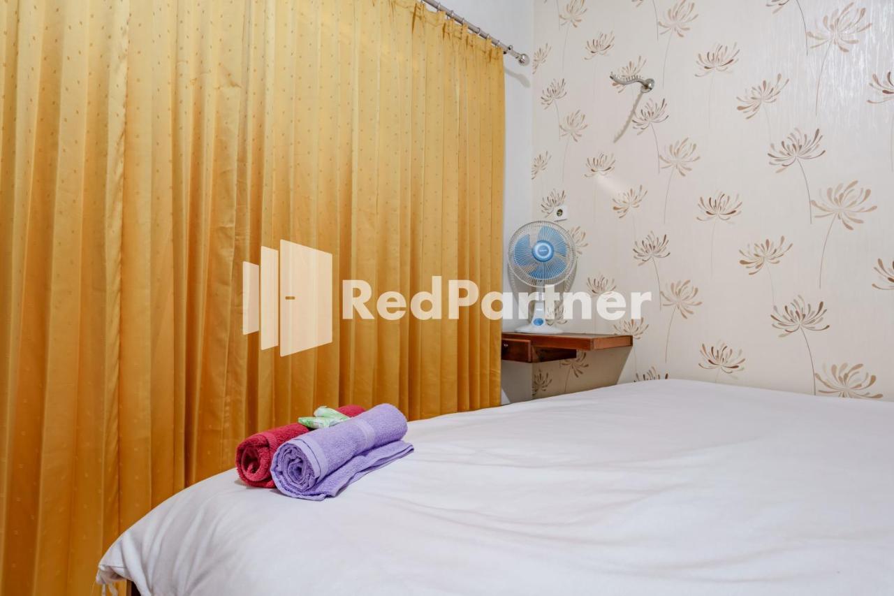 Nafisa Homestay Syariah Near Jatim Park 3 Batu Mitra Reddoorz Malang Eksteriør billede