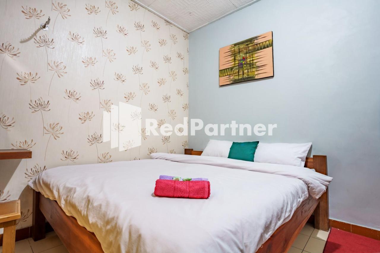 Nafisa Homestay Syariah Near Jatim Park 3 Batu Mitra Reddoorz Malang Eksteriør billede