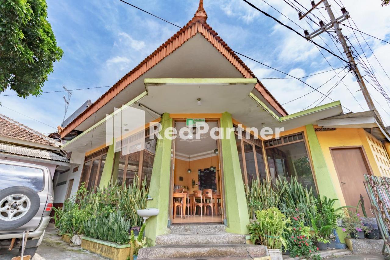 Nafisa Homestay Syariah Near Jatim Park 3 Batu Mitra Reddoorz Malang Eksteriør billede